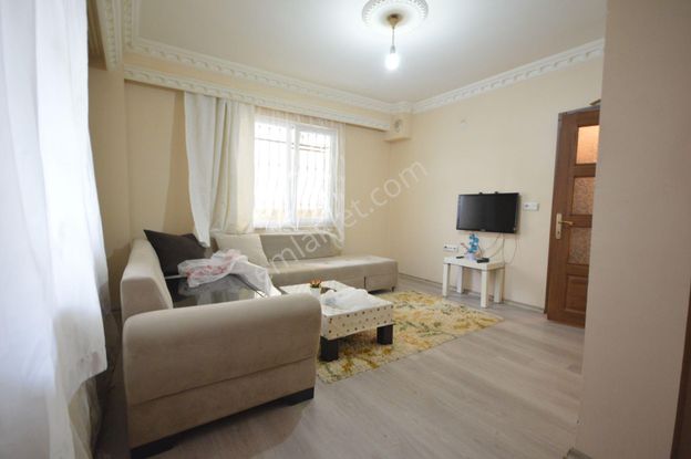 Başokurdan Bahçelievler Yenibosna Metro Yakını Eşyalı 1+1 Daire