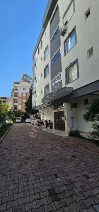 Hurmada 5+1 Anacadde Üzerinde Satılık Daire