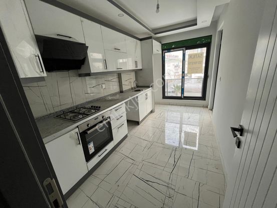 Ayanoğlunda Satılık Köşe Parsel Ara Kat 2+1 Daire