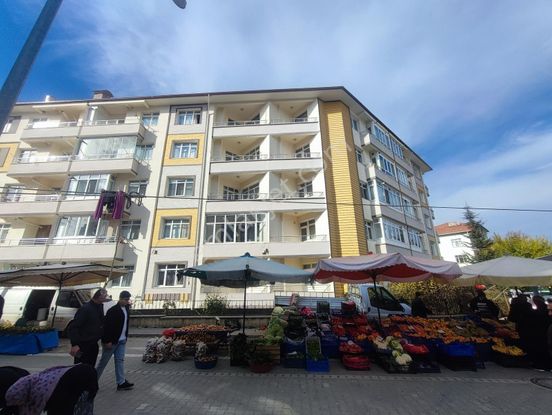 Kastamonu Emlak Gayrimenkulden Satılık Hastane Yakını Eşyalı 3+1