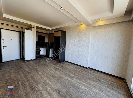 Remax Modern Bülent Ak'dan Deniz Manzaralı Satılık 1+1 Daire