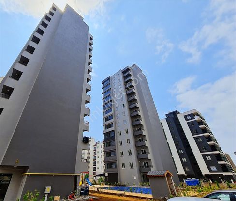 Kolezyum'dan Mezitli De Site İçi Havuzlu Krediye Uygun Sıfır 3+1