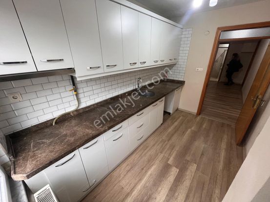 Yüksel'den Cumhuriyet'te Şahane Konumda Kapalı Mutfak 2+1 Satılık Daire