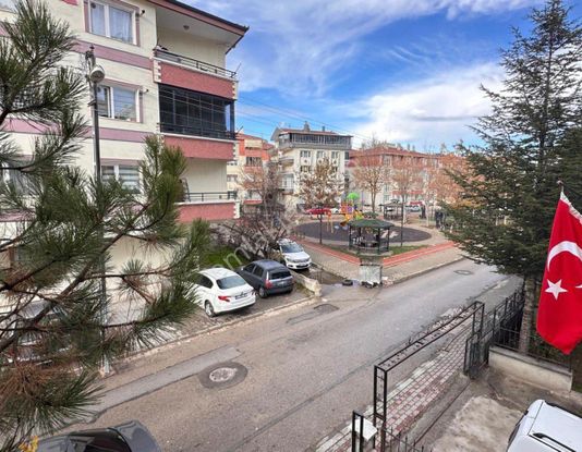 Sincan Malazgirt Mahallesi Yaşar Kemal Caddesi’nde 3 + 1 Birinci Ara Kat Satılık Daire