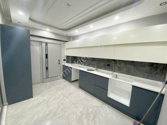 Zirve Konumda Arakat Ön Cephe Kat Bahçeli 2.5+1 Kiralık Daire..!