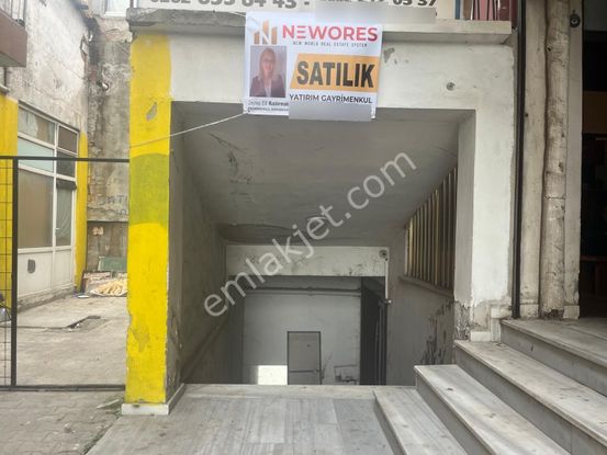 Marmaray Karşısı Satılık 568 M² Depo / İş Yeri