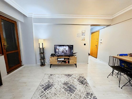 Ümraniye Esenevler Mahallesinde Satılık 1+1 Daire