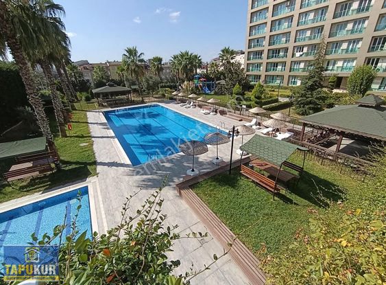 Site İçinde Satılık 2+1 Daire 135m2