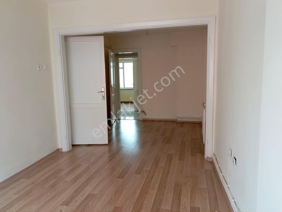 Ziverbey Yolunun 1.sokağında, Kentsel Dönüşüme De Uygun,kombili