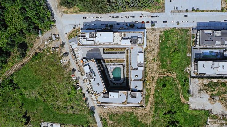 Semt77'de 1+0 Havuz Manzaralı Eşyalı Ve Eşyasız Stüdyo Daire