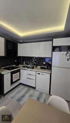 Demirköprü'de 1+1 Yeni Bina