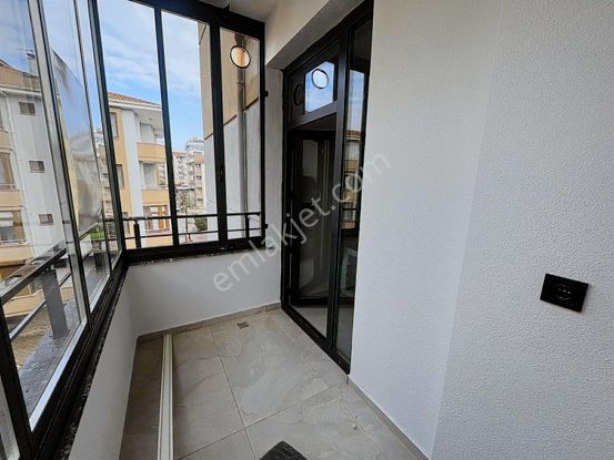 Burhan Erdayı Ortaokul Karşısı Eşyalı Sıfır Kiralık Daire