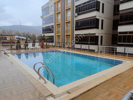 Demirtaş Sakarya'da Havuzlu Kiralık 2+1 Daire