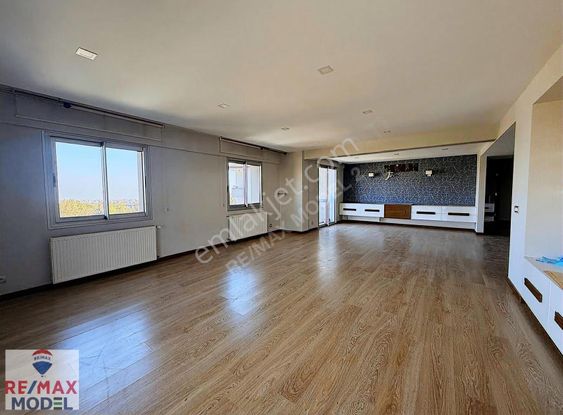 Remax Model'den Teras Park Yakını 3+1 Satılık Daire