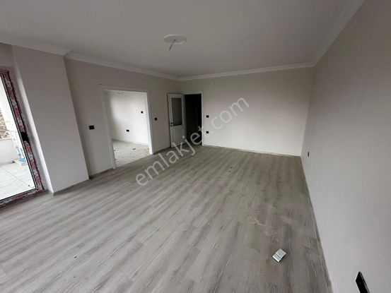 Trabzon Karşıyaka Da Satılık 4+1 Sıfır Daire