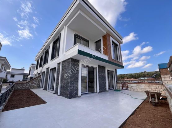 ❗️3+1 Site İçinde Havuzlu Villa❗️