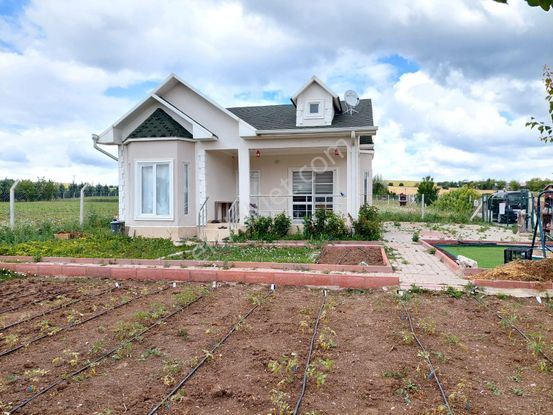 Tanrıverdi'den Satılık Günbaşında Hobi Bahçesi 430m2