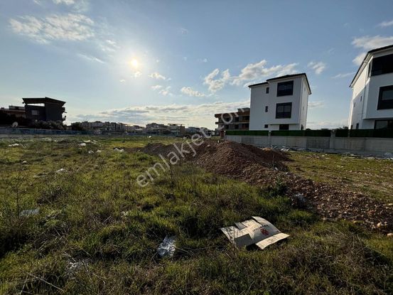 Fevzi Çakmak Mahallesinde Satılık 270 M2 3 Kat İmarlı Arsa