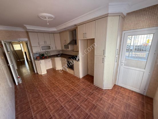 Baraj Yolu Kiralık 3+1+kilerli