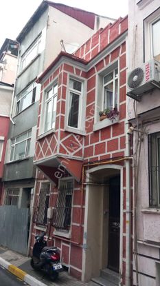Şişli Harbiyede Cok Karlı Satılık Bina