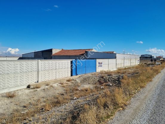 Saraçoğlu Cd. Cephe Konumda İmarlı Hazır Çiftlik - Oturuma Uygun Müstakil Arsa