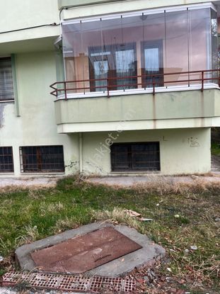 Göçer Emlaktan Cadde Üzeri 4+1