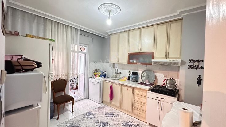 Fsn Den Andiçende Site İçinde 3+1 Yapılı Geniş Satılık Daire