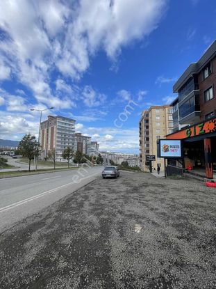 Rte Bulvarına Cephe Yeni Hastaneye Çok Yakın 3+1 Giyinme Oda