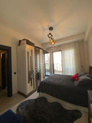 Skysense Sitesinde 1 Yaşında Ara Kat 2+1 – Çift Balkonlu Modern Daire