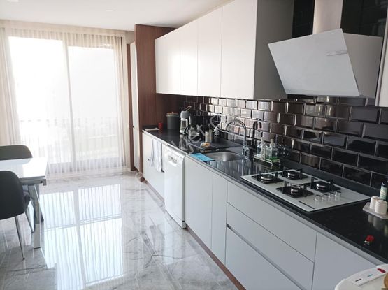 Arevtürk'den Gümüşler Bulvarında Satılık Havuzlu185 M2 3+1 Daire