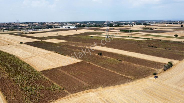 Mrt Gayrimenkul'den Eskitaşlı'da Satılık Tarla