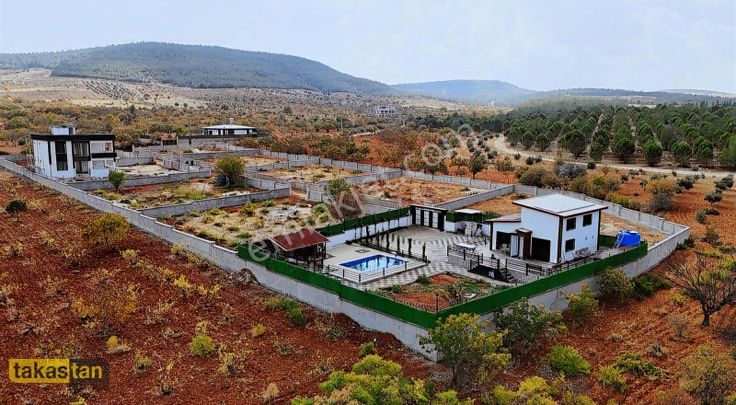 Suboğaz Yatırımlık Ve Bağ Evine Uygun Satılık Arazi