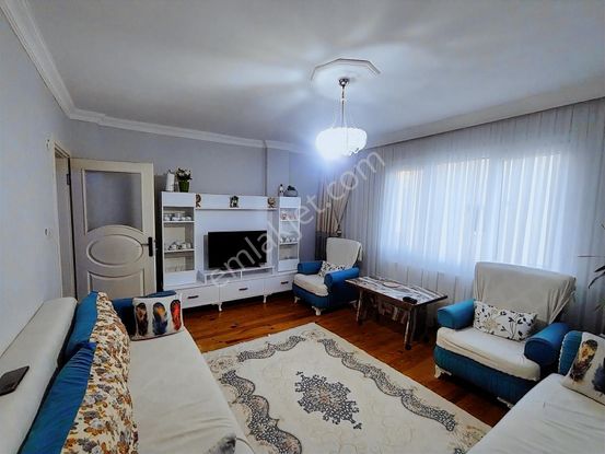 Beylikbağı Sarı Cami Yakınında Fırsat 2+1 Balkonlu Arakat Daire