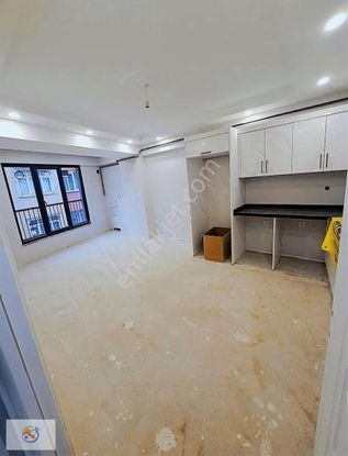 Çırpıcıda Tramvay Dibinde 2+1 Satılık Daire