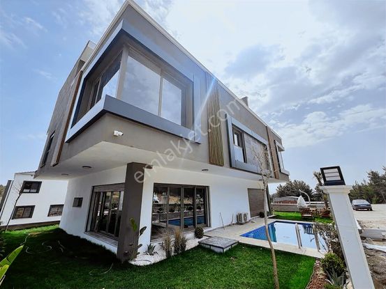 Novuss Gayrimenkul\\kaynaklar'da Dubleks Teraslı Havuzlu Villa