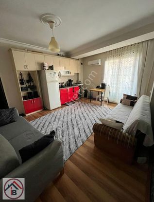 Buca Yıldız Üniv Yakını1+1 Eşyalı D Gazlı Klimalı 4. Kat 65 Mk