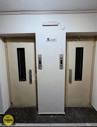 Doktorlar Sitesinde Satılık 2+1 Daire