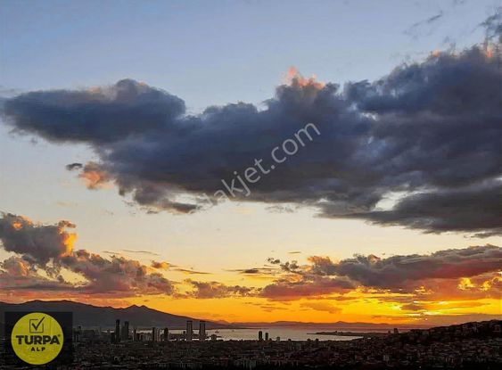 Evka 3'te Deniz Ve Doğa Manzaralı Satılık3+1 Daire