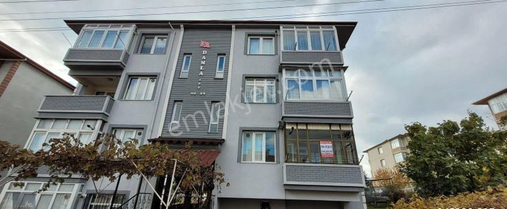 Karabük 5000 Evler Cumhuriyet Mahallesinde Satılık 3+1 Daire