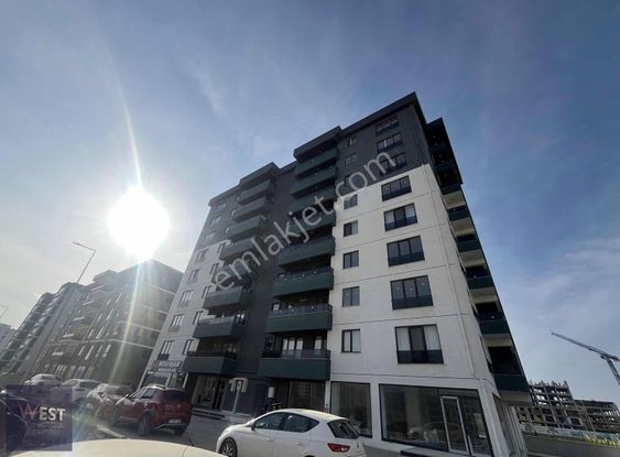 Esenler' De 3+1 Sosyal Donatılı Arakat Sıfır Satılık Daire