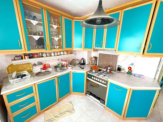 𝄞melodi'den İkizçay'da Cadde Üzeri Ön Cephe Full Kredili Full Eşyalı Ayrı Mutfaklı 2+1 Daire