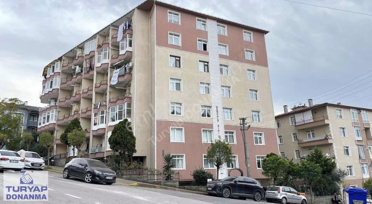 İznik Yolunda Site İçerisinde 2+1 Arakat Daire