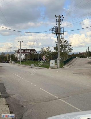 Ribanktan Merkezi Konumda Satılık 2+1 102 M2 Arakat Köşe Daire