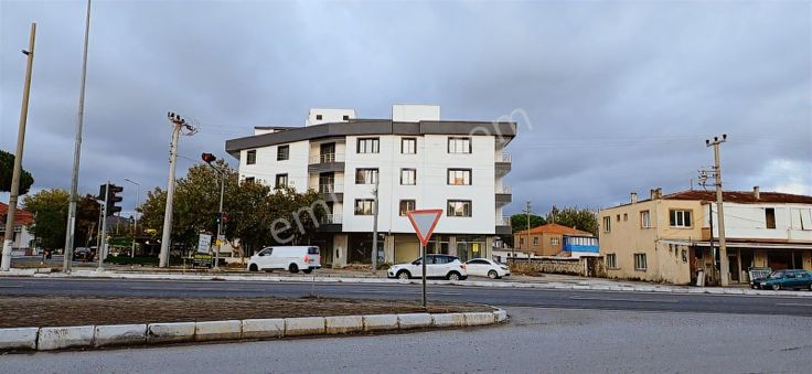 Deniz Manzaralı Satılık 140 M2 Satılık Büyük 2+1 Dubleks