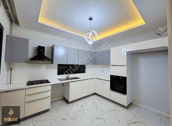 Bölge'den Hayalpark Civarı Geniş Oturumlu Ultra Lüx K.mutfak 3+1