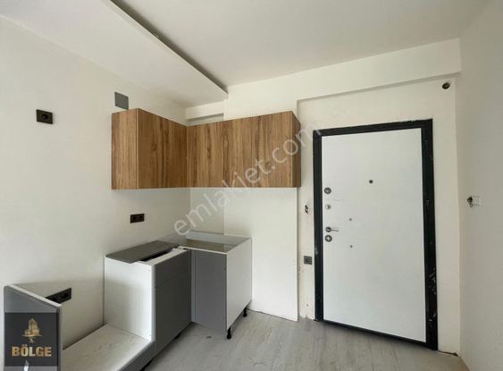 Bölge'den ~~ 100.yıl Diş Hastanesi Civarı Sıfır Cazip 2+1