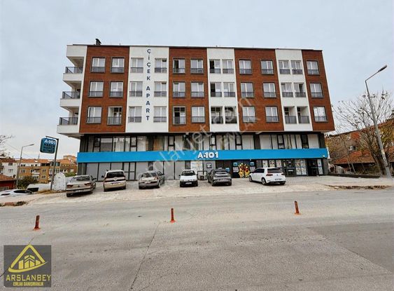 Merkezde Kiralık Her Şey Dahil Balkonlu 1+1 Apart