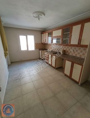 Davutlar Merkezde Geniş Balkon Alanına Sahip Kapalı Mutfak Daire