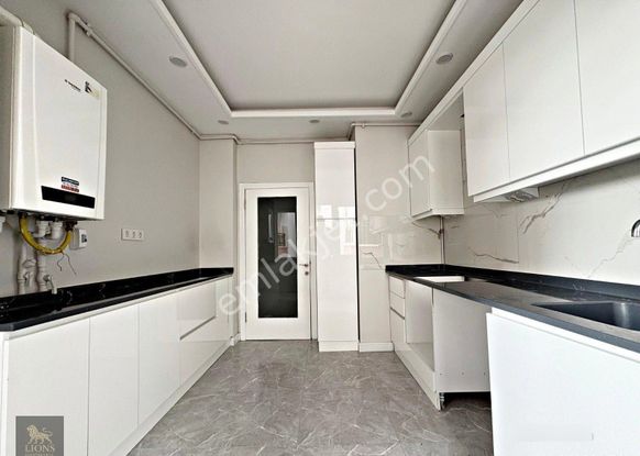 3+1 Ful Yapılı Cadde Üzerin De Fırsat Dairesi Kaçırma!!!