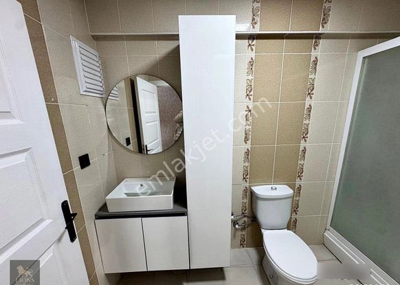 Sancaktepe Mh. Full Yapılı 3+1 Katta Asansörlü İskanlı !!!